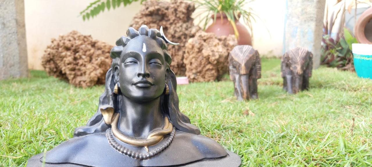 Shi'S Shambhavi Homestay -On The Way To Isha, Maruthamalai Коимбатур Экстерьер фото